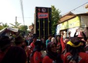 Karnaval Meriah Haul Buyut Brama Jaya 2024 di Indramayu