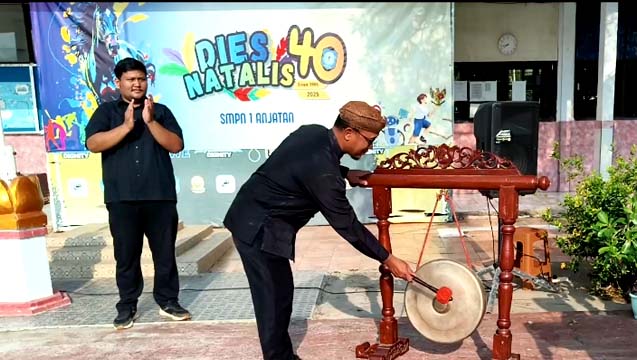 Bukan Sekadar Kartini, SMPN 1 Anjatan Tunjukkan Ini