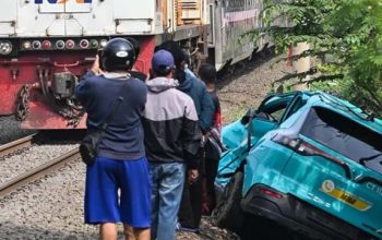 Detik-Detik Maut di Bekasi Timur : Dari Taksi Mogok hingga Dugaan Sinyal Diabaikan