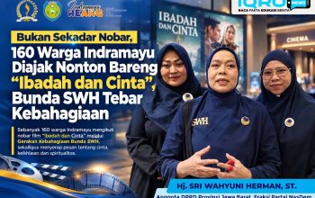 Bukan Sekadar Nobar, 160 Warga Indramayu Diajak Nonton Bareng “Ibadah dan Cinta”, Bunda SWH Tebar Kebahagiaan